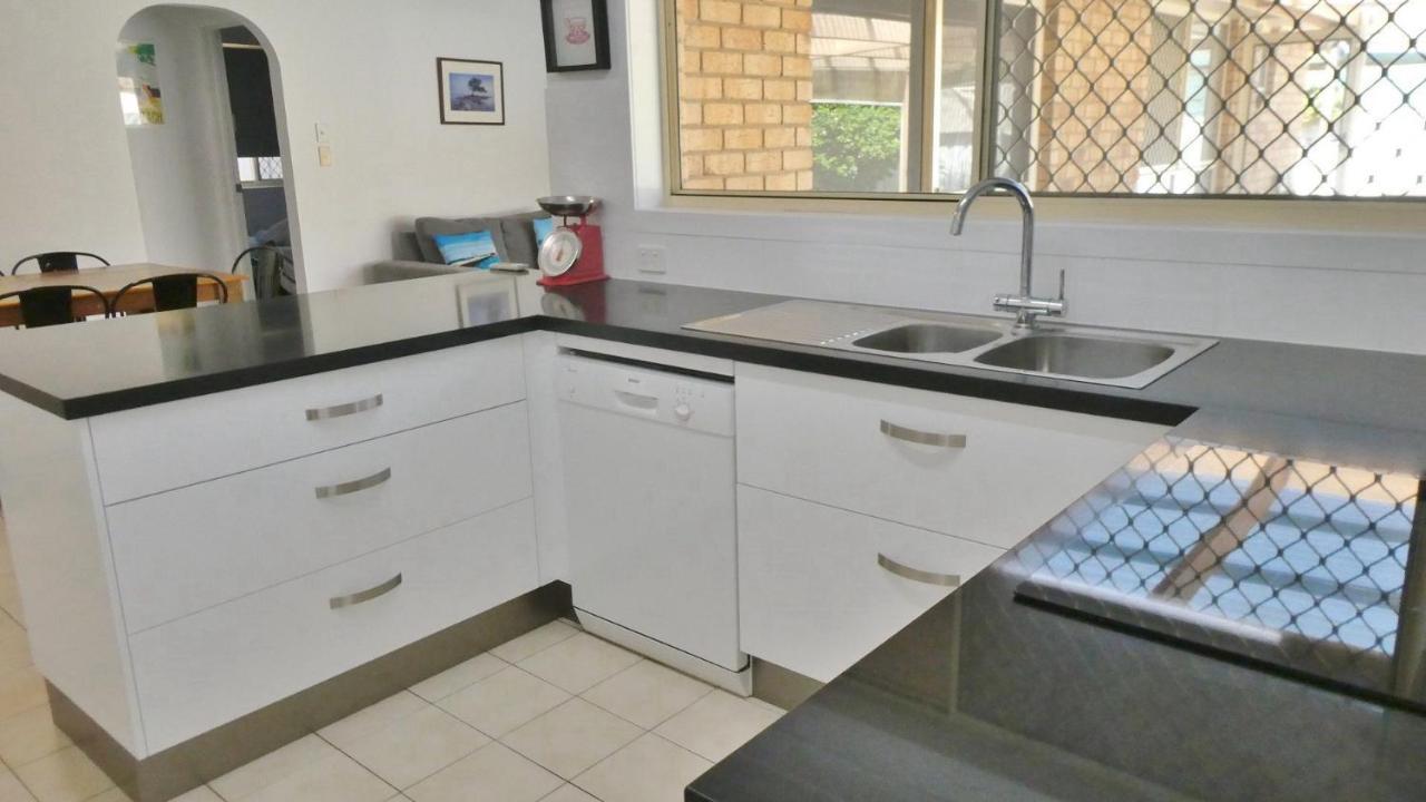 25 Admiralty Court, Yamba Villa Bagian luar foto